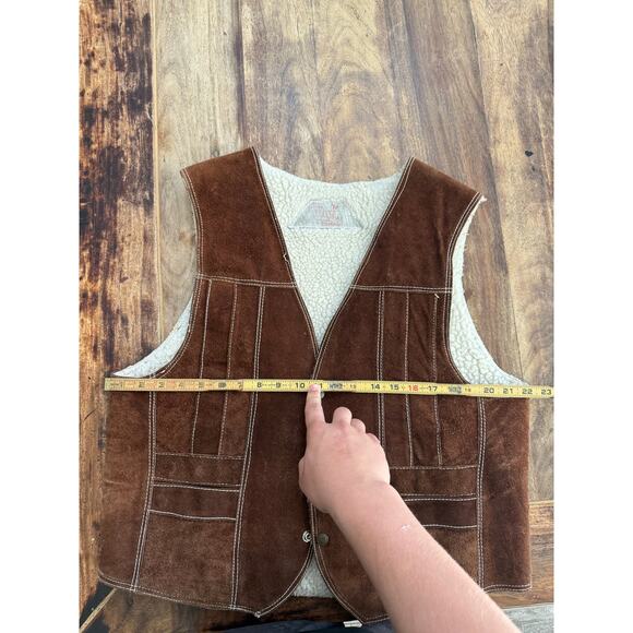 Vintage Genuine Suede Leather Sherpa Lined Button Front Ranch Chore Vest Size 46 - Picture 3 of 4